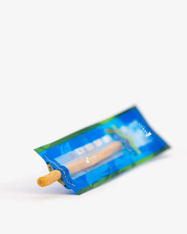 miswak-al-khair-de-son-emballage-presentation-produit Siwak Al Khair naturel sortant de son emballage